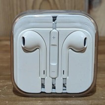 Original Apple Earbuds Wired Earphones 3.5mm Jack NEW w/Case - $10.39