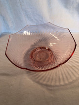 Pink Twisted Optic 10 Inch Salad Bowl Mint Depression Glass - £19.80 GBP