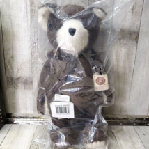 Boyds Bears Gen -Yoo -WINE Christmas Bear w/ Bells Hubbard Q Bearsley 16&quot; Sealed - £23.70 GBP