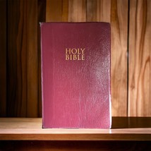 HOLY BIBLE New International Version NIV Zondervan Burgundy Leather AG - $257.07 MXN