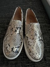 Time and Tru Memory Foam Metallic Snake Print Slip On Shoes SZ 10W NWOB - $350.61 MXN