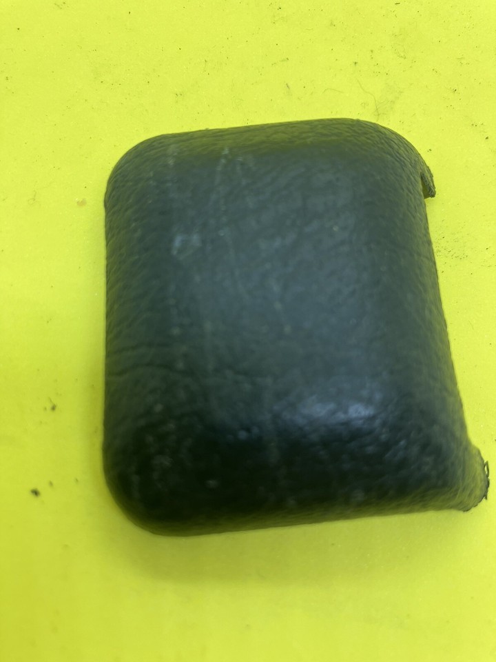 92-95 Honda Civic Front Seat Bolt Cover Black SR3 Trim 93 94 - $10.88