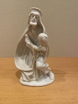 Schmid Nativity Piece: Kneeling Wise Man Replacement Santini 1987 Glossy - £11.77 GBP