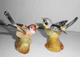2 Crown Staffordshire Goldfinch Bird Figurines JT Jones 3.5” male female pair - £24.80 GBP