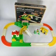 Incomplete 1976 Merry-Go-School Bus Playrail By Tomy Track Corroded Bus - $380.59 MXN