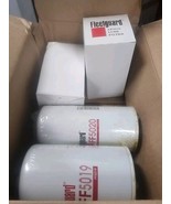 Fleet guard MK014660 Maintenance Kit For DT466 Engines - $1,014.98 MXN