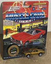 Johnny Lightning Muscle Cars USA 1970 Boss 302 Series 3  Gold 1:64 - $7.50