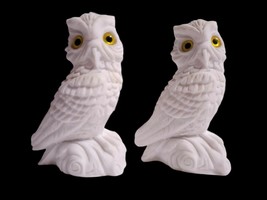 2 Vtg Carved White Alabaster Resin 5&quot; Owl Sculptures w/Yellow Eyes Italy SIGNED - £19.10 GBP