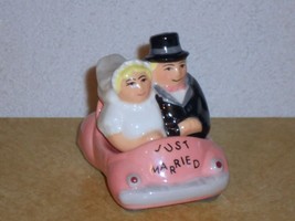 Clay Art C.A. Bride &amp; Groom Just Married Stacking Salt &amp; Pepper Shakers - £19.72 GBP
