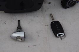 15-17 Kia Rio Base Ignition Lock Switch W/ Plastic Trim & Driver Door Cylinder image 3