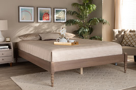 Sabine French Bohemian Antique Oak Queen Size Platform Bed - $3,564.58 MXN