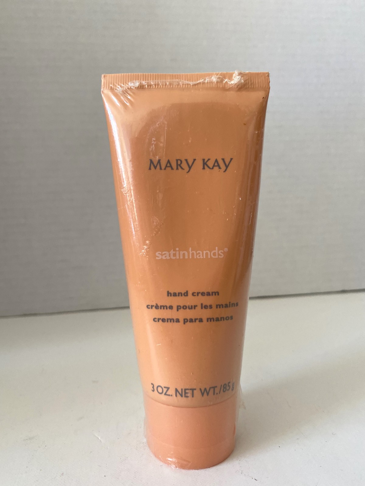 Mary Kay Satin Hands Hand Cream 3oz Moisterizer  SEALED - $16.00