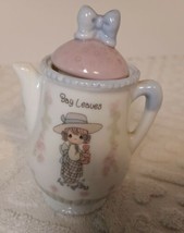 1995 Precious Moments Porcelain Teapot Spice Jar BAY LEAVES 4 Inch Pink Blue Bow - £7.56 GBP