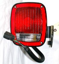 Universal GMC 85523132 RH Tail Lights w/Bracket/Harness OEM 751 - €15,18 EUR