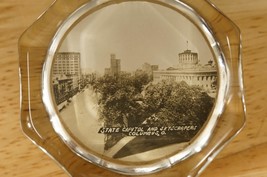 Vintage Souvenir Octagonal Glass Paperweight State Capitol Columbus Ohio - £19.40 GBP