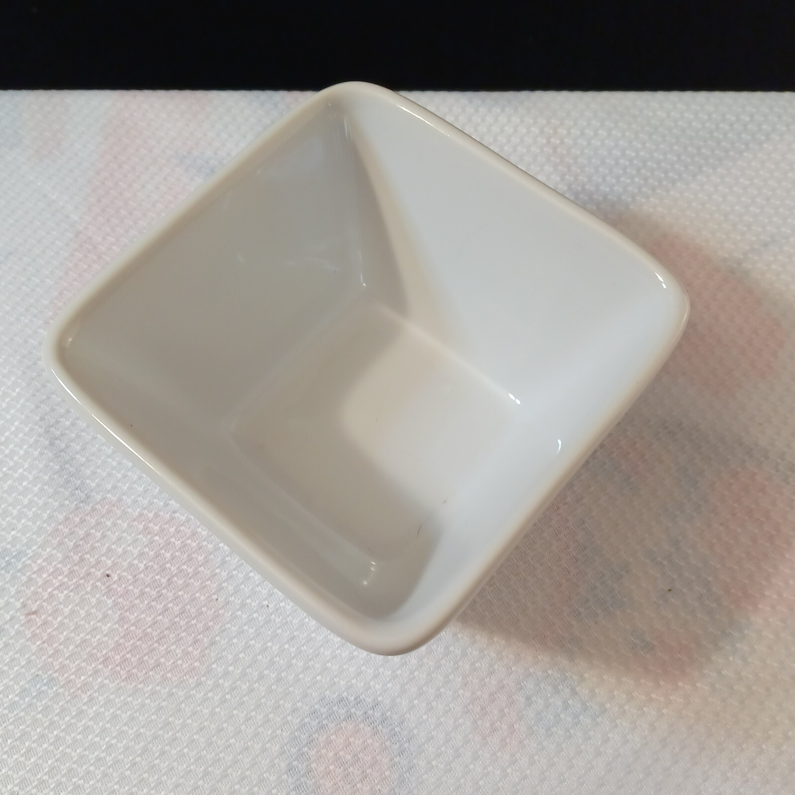 Pampered Chef Simple Additions Bowl 4.5&quot; Square At The Top - White - $4.90