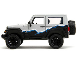 2007 Jeep Wrangler Gray and Black with Blue and White Stripes with Extra... - £39.99 GBP