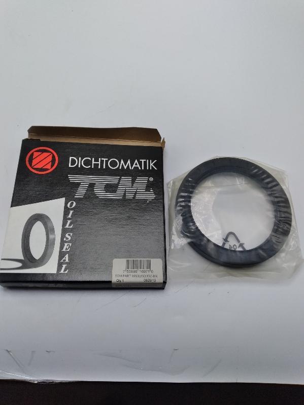 NEW Dichtomatik TCM 95X125X13TC-BX Oil Seal  - $13.75
