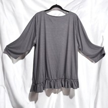 Forgotten Grace Tunic Top Woman Size 3X Gray Asymmetrical Ruffle Bottom Open Bac - £14.43 GBP