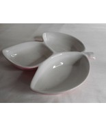 Vintage Pink / white Hull Pottery Leaf Trinket Dish Nut Candy Keys - $10.39