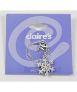 CLAIRE&#39;S SHIMMERY SNOWFLAKE CLIP ON BRACELET CHARM BRAND NEW - $3.95