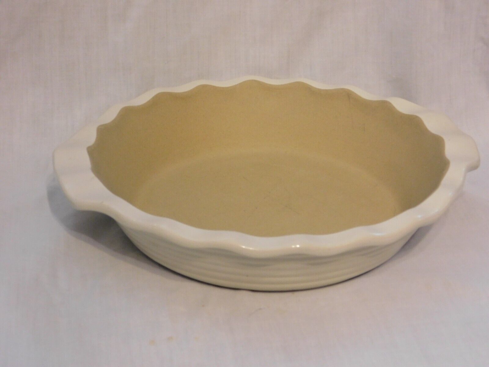 Primary image for 9" Pampered Chef Pie Plate