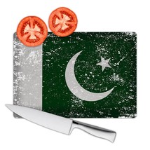 Pakistan : Gift Cutting Board Flag Retro Artistic Pakistani Expat Country - £22.79 GBP