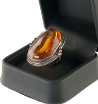 Vintage Ladies Large Oval Amber Sterling Silver Ring Size 5.75 - $3,271.27 MXN