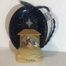 Manger And Star Holiday Ornament Christmas Decoration XM1 - £7.11 GBP