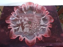 Mikasa Christmas Story Platter Cranberry Frosted Ruffled Edges 13&quot; - £25.25 GBP