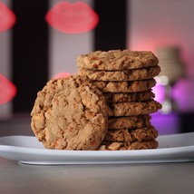 Butterfinger Cookies Bakery Fresh Gourmet Soft Delicious Cookies 12 Cookies - £27.77 GBP