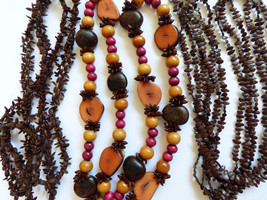 Vtg Lot Of 5 Seed Nut Wood Faux Beads Long Necklace - £27.61 GBP