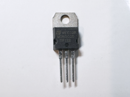 3PCS TIP122 ST NPN Darlington 100V 5A 65W Transistor TO-220 - $55.24 MXN