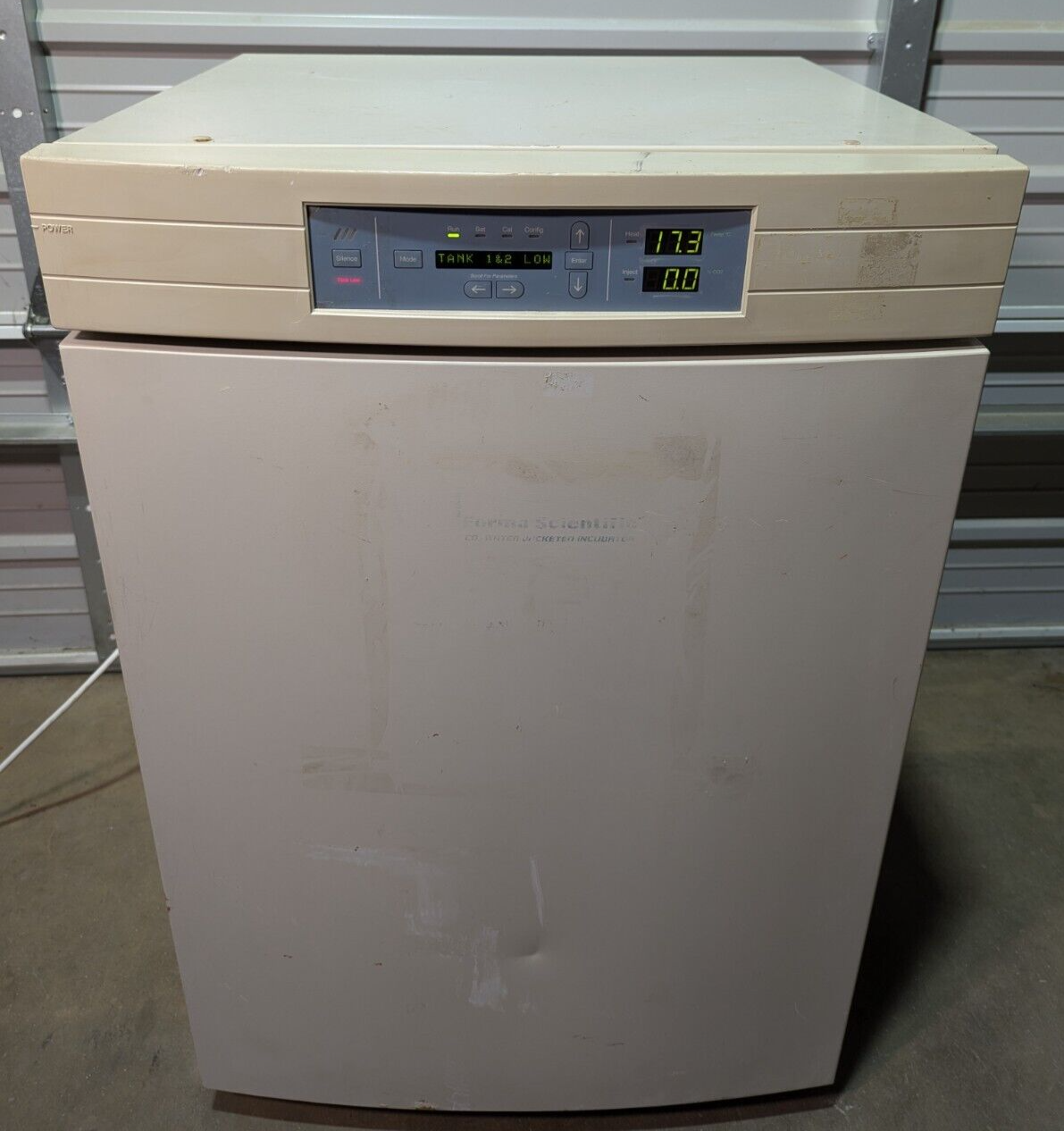 Forma Scientific 3120 Water Jacketed CO2 Incubator / 30 DAY GUARANTEE - $1,012.50