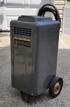 *PV) Vintage Auto Associated Equipment Car Battery Charger Model R100 Kar Start - £98.91 GBP