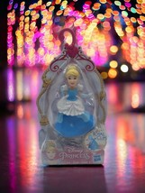 2020 DISNEY PRINCESS ROYAL CLIPS Princess Cinderella - $12.46