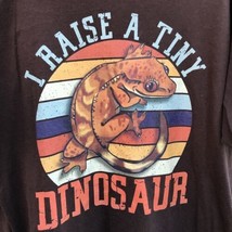 VTG I Raise A Tiny Dinosaur Funny Leopard Gecko Pet T-Shirt Unisex Tee G... - $24.23