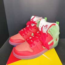 Authenticity Guarantee 
Size 7 - Nike SB Dunk High Strawberry Cough - £280.27 GBP