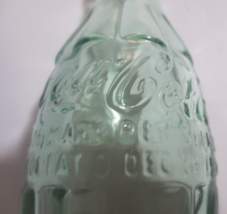 Coca-Cola Embossed 6 Fl Oz Dec 25, 1923 Returnable Bottle 1989 Chrismas Bottle - £0.77 GBP