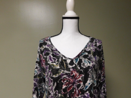 J Jill Wearever Collection Womens Top Medium Black Purple Floral 3/4 Sleeve - £19.46 GBP