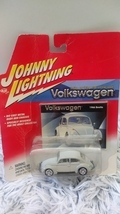Johnny Lightning  1966 66 Volkswagen VW Beetle Bug Car 1/64 Die Cast - £38.39 GBP
