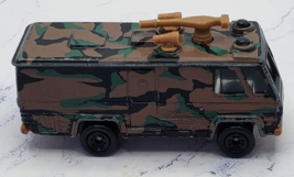 Matchbox 1998 Jungle Attack 5 Pack Camo Command Vehicle - $4.94