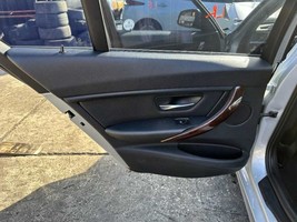 320I      2014 Door Trim Panel Rear 1037072 - £58.96 GBP