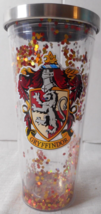 Spoontiques Gryffindor Shield Floating Glitter Cup 20oz Plastic Lid Warner Bros - £15.76 GBP