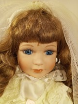 Seymour mann - Porcelain Doll  Bride Blue Eyes And Brown Curly Hair - £9.68 GBP