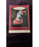 Vintage 1993 Hallmark Keepsake Ornament “Putt Putt Penguin” In Box - £4.09 GBP