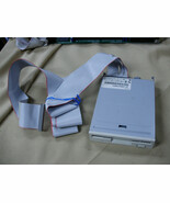 Panasonic JU-256A798PC Internal 3.5&quot; 1.44MB Floppy Disk Drive + cable - $940.64 MXN
