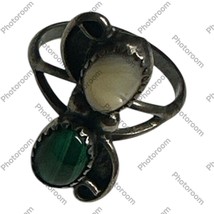 Vintage Old Pawn Sterling Silver, Malachite, &amp; MOP Split Shank Ring Sz 4.5 - $1,045.25 MXN