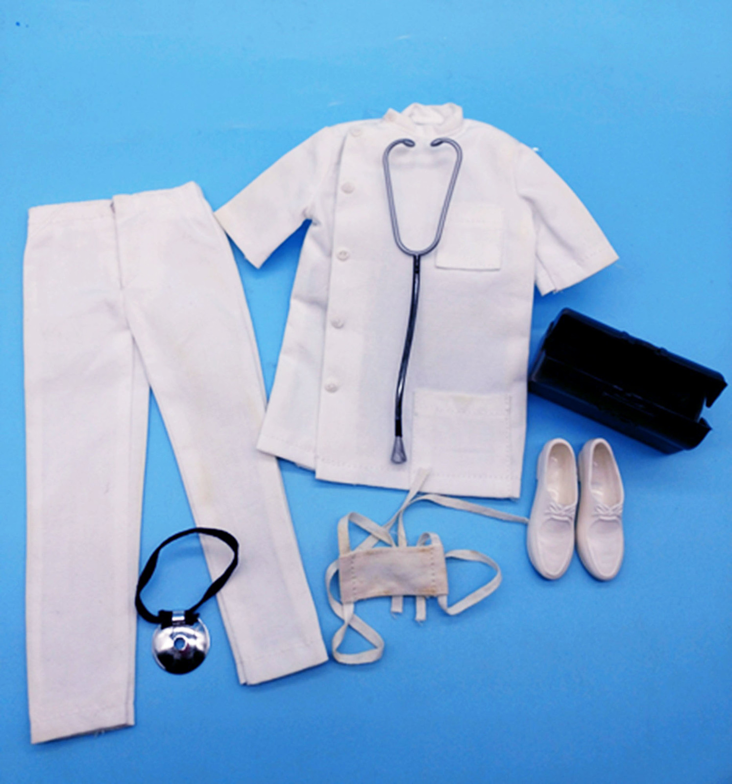 Primary image for VINTAGE KEN CLOTHES DOCTOR KEN NEAR COMPLETE! PERFECT CONDITION