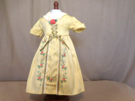 American Girl Felicity Doll Tea Lesson Gown Outfit Yellow Flower Dress Vintage - £39.98 GBP